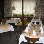 Hotel Alpenhof 3*