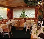 Hotell Alpenhof 3*